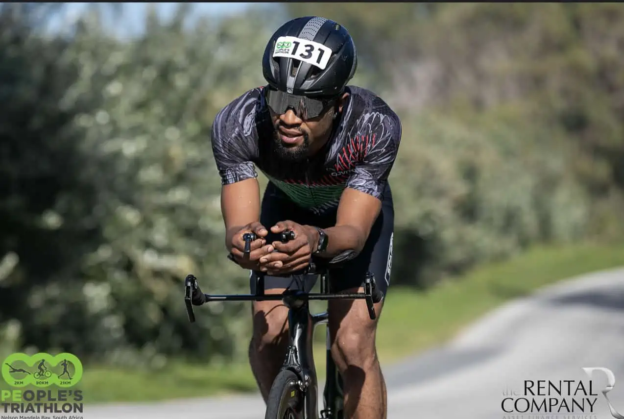 Sanele riding in aero position